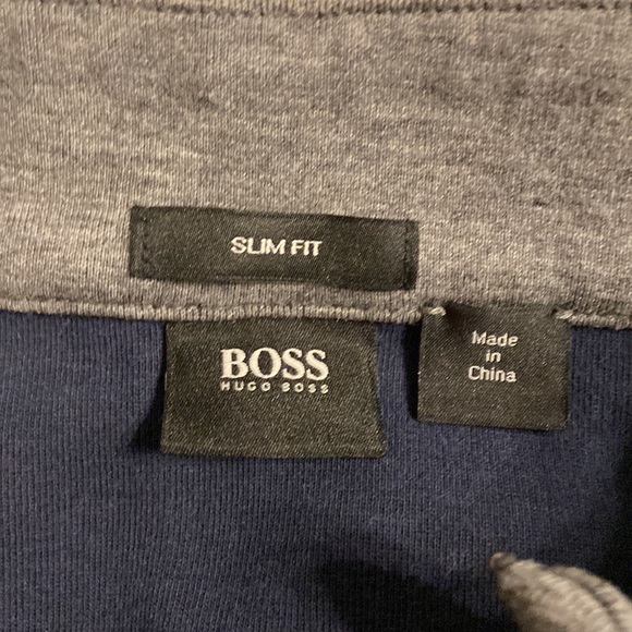 Hugo Boss Slimfit size L Shirt long 25” bust 38/40” excellent condition - Picture 5 of 16